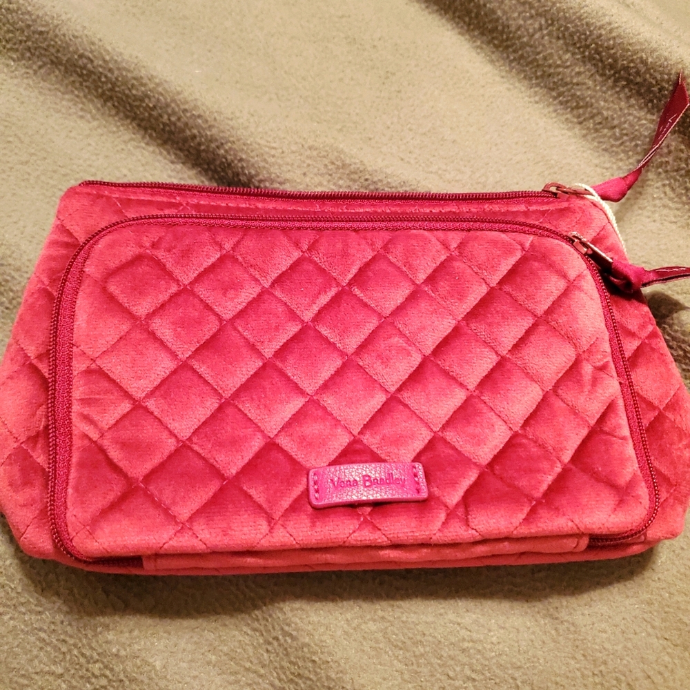 Vera Bradley Compact Organizer in Majestic Magenta. NWT